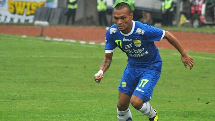 Ferdinand Sinaga saat masih memperkuat Persib Bandung. - INDOSPORT